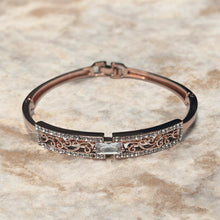 Load image into Gallery viewer, Gold Bracelet with Crystal Stone
