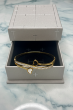 Load image into Gallery viewer, Gold Heart Bangle Bracelet
